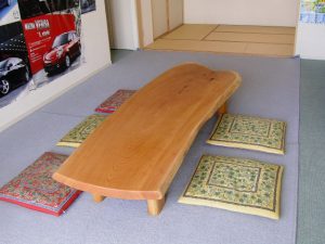 ハード型欅一枚板座卓