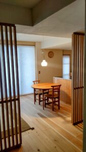 無垢丸テーブル