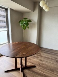無垢丸テーブル