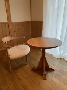 無垢丸テーブル